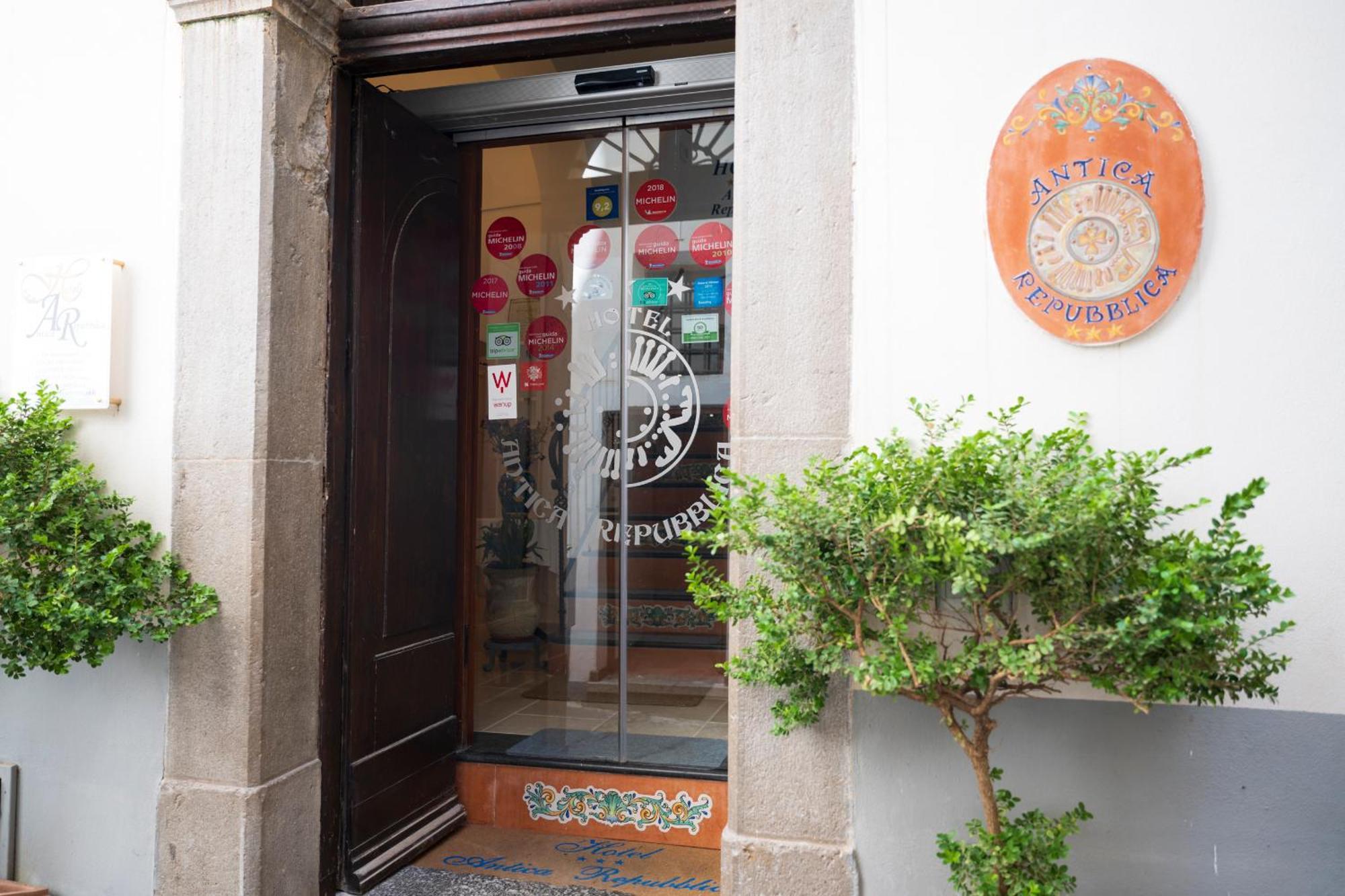 Hotel Antica Repubblica In Amalfi Center At 100Mt From The Sea المظهر الخارجي الصورة